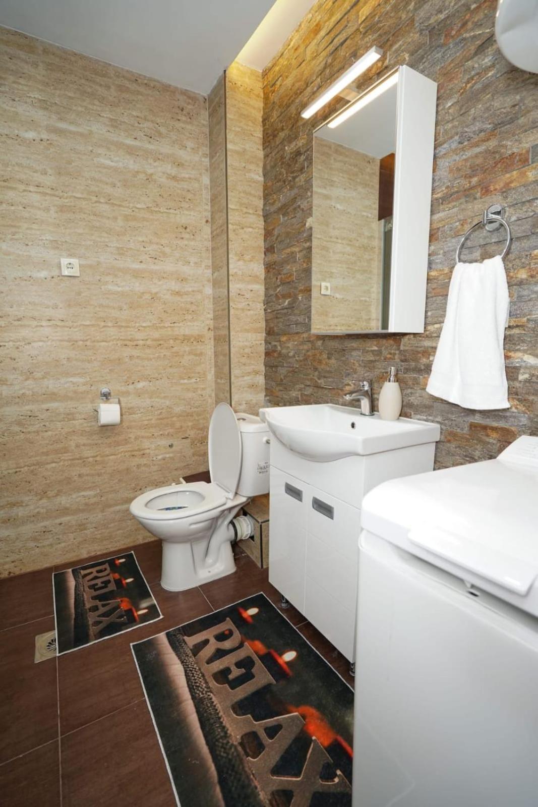 Todor Apartmani Kladovo Esterno foto