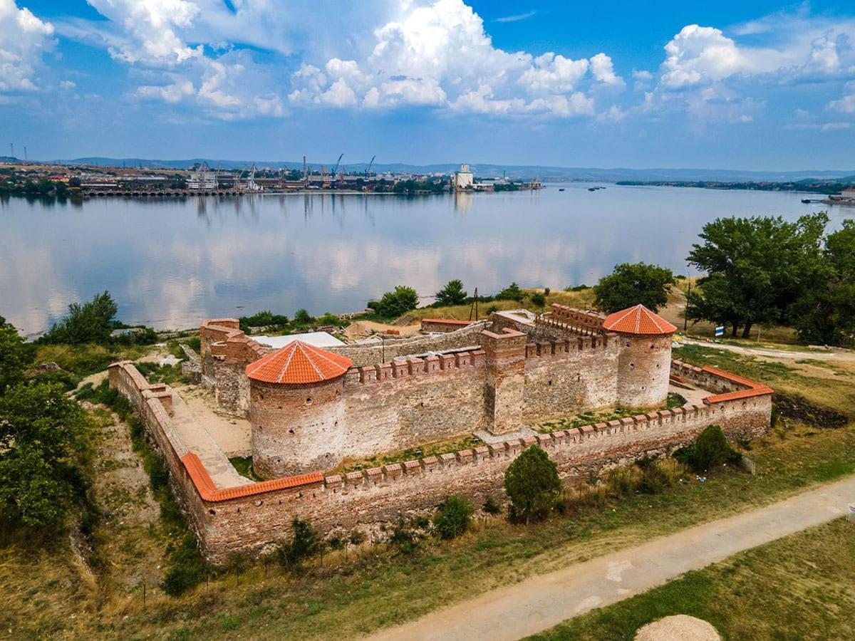 Todor Apartmani Kladovo Esterno foto